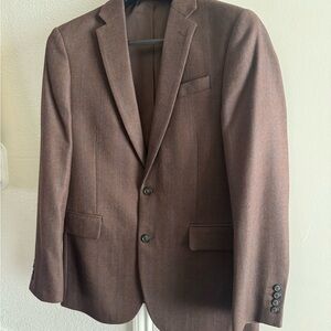 Sophisticated Men's Brown Blazer